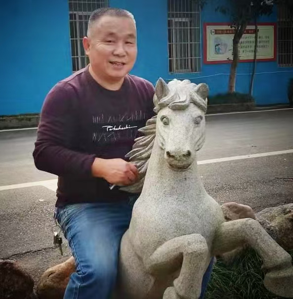 诗人头像