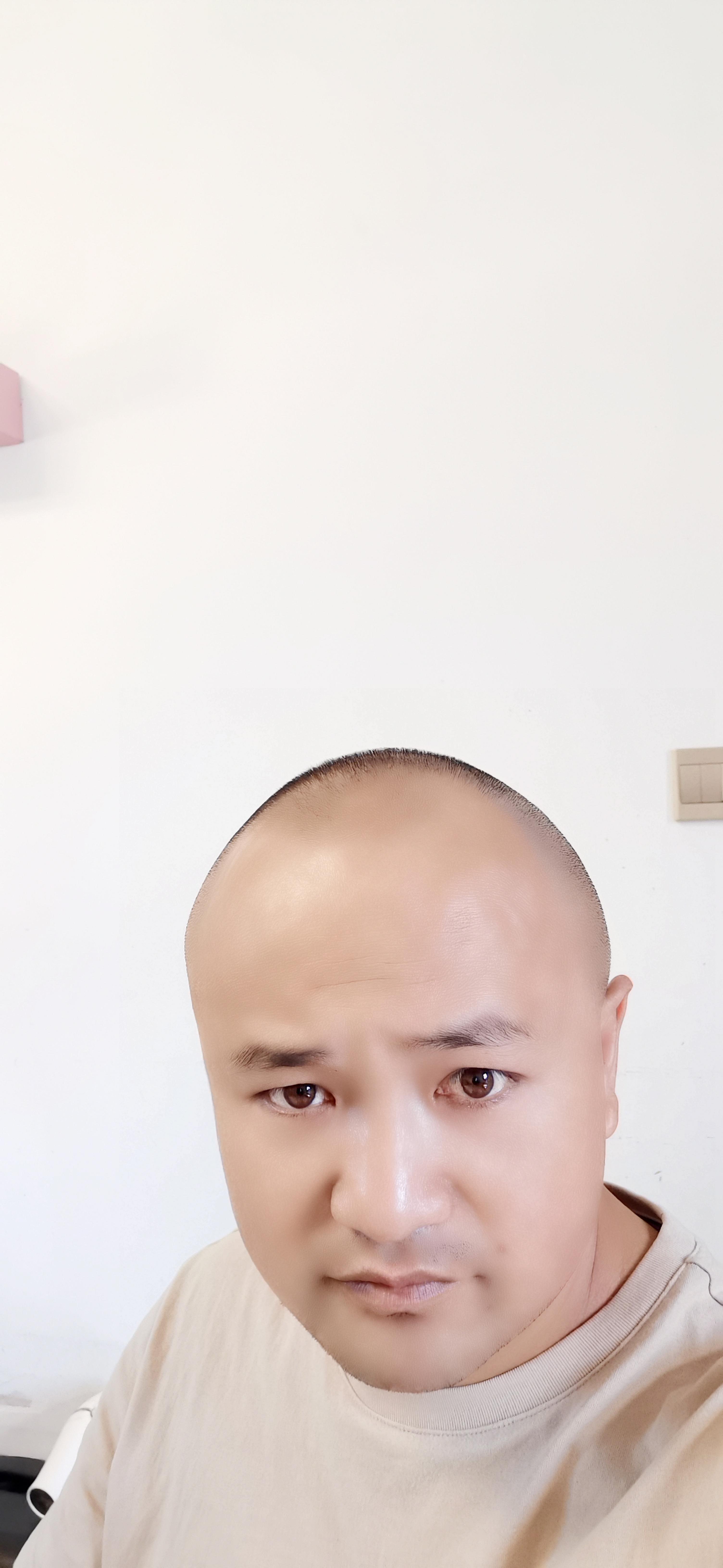 诗人头像