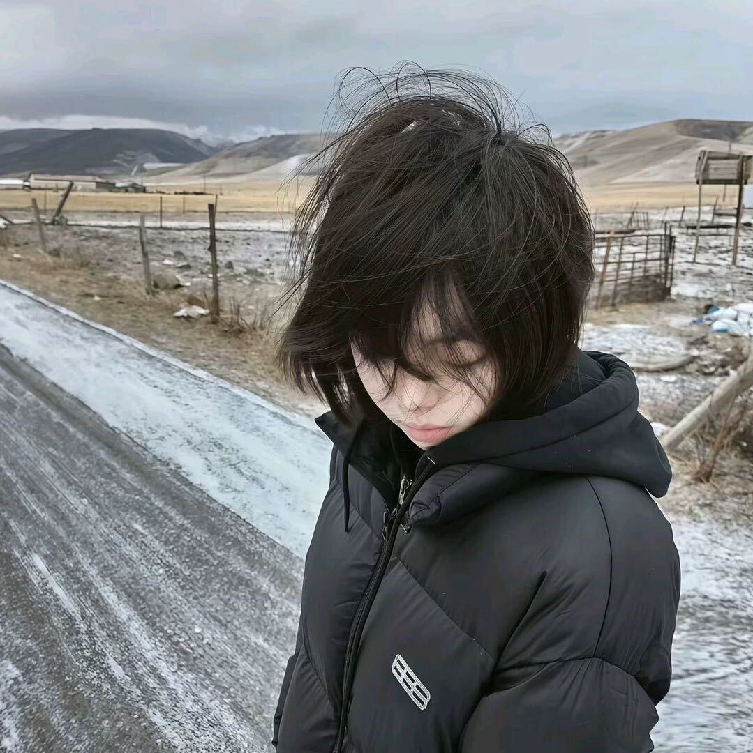 诗人头像
