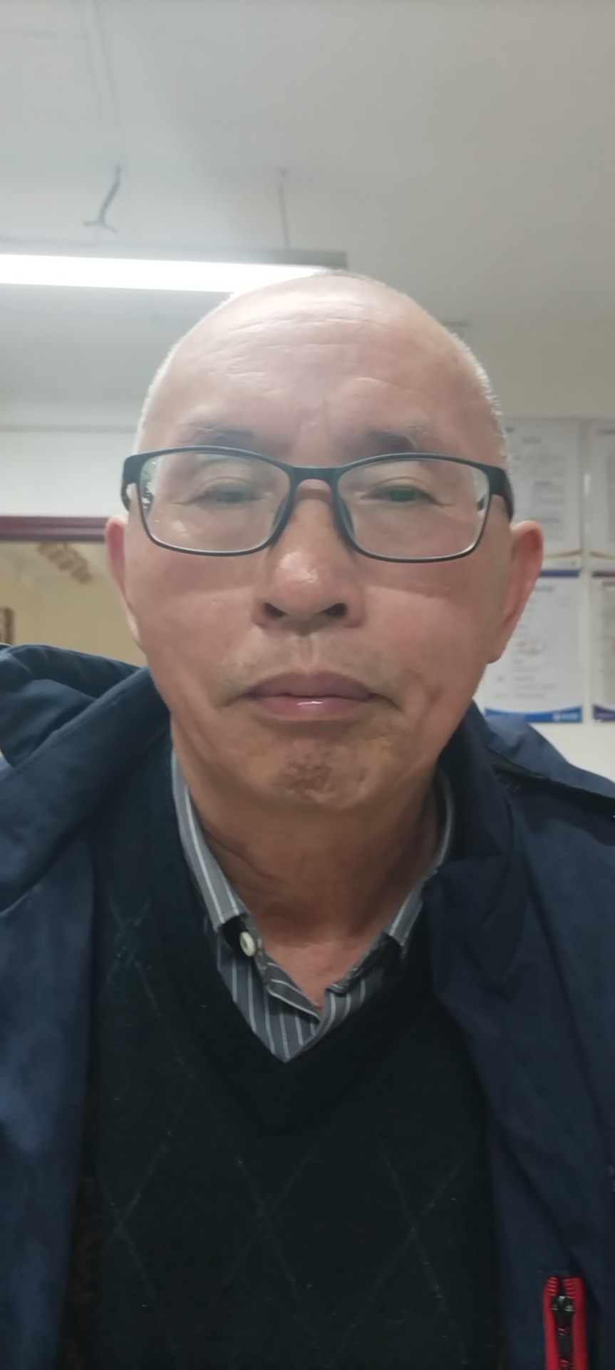 诗人头像