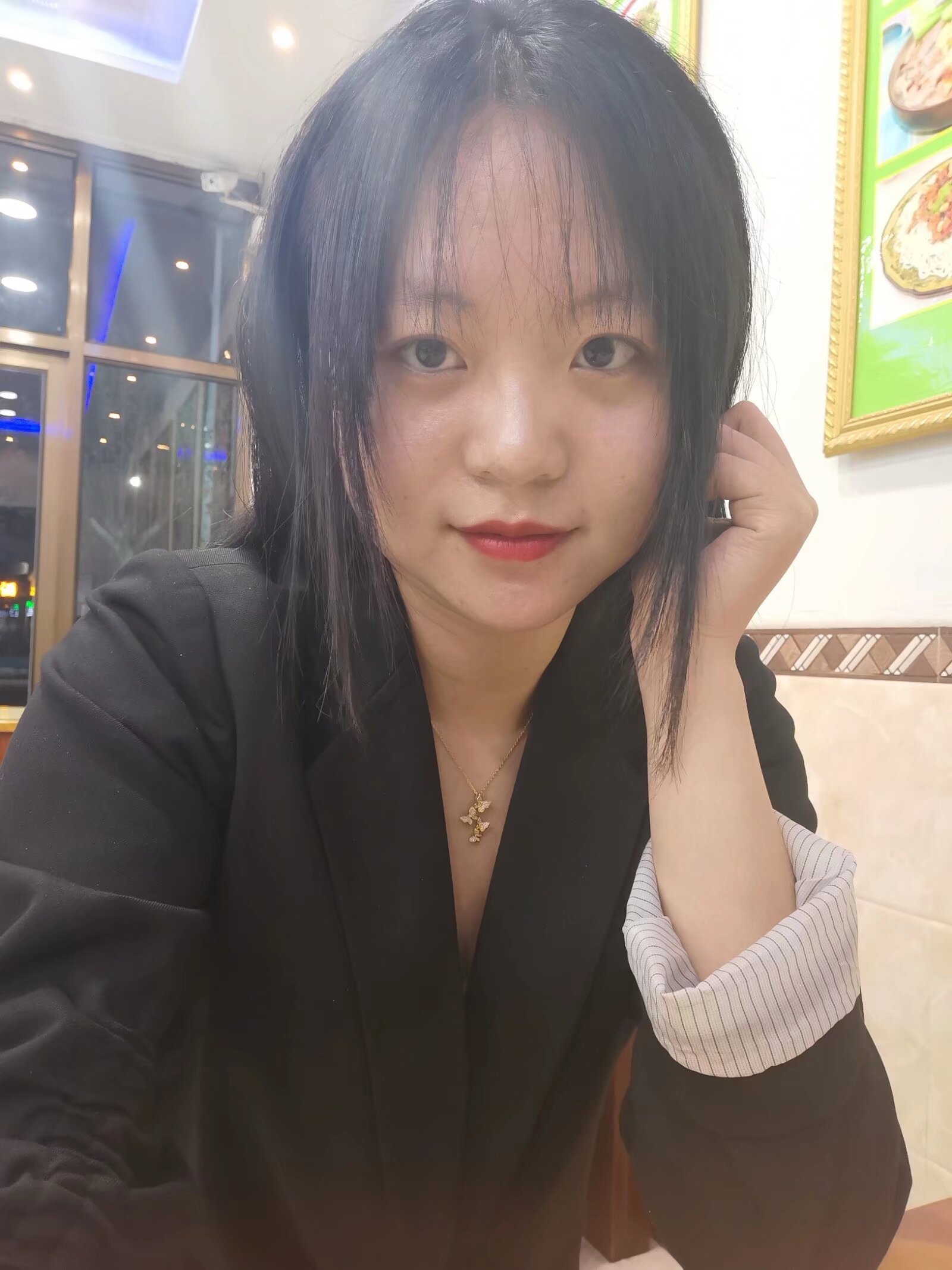 诗人头像