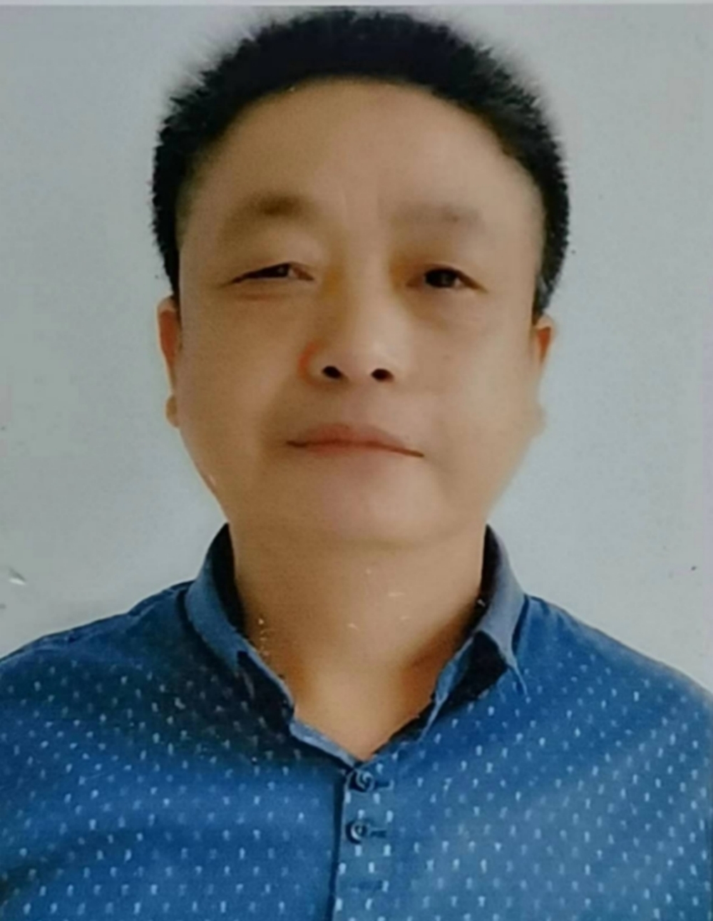 诗人头像