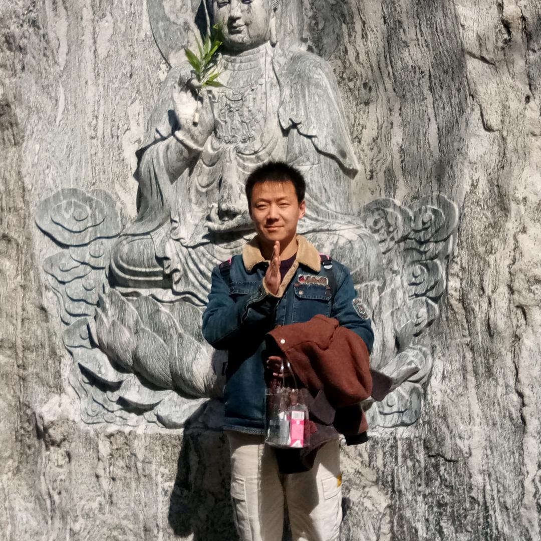 诗人头像