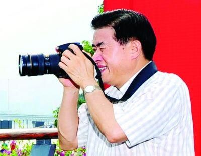 广东原省长黄华华出版诗集 叶选平惠赠墨宝