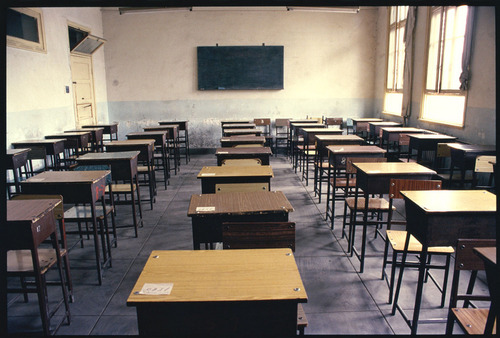 1986年4月,北京171中学教室。 1986年4月,北京171中学教室。