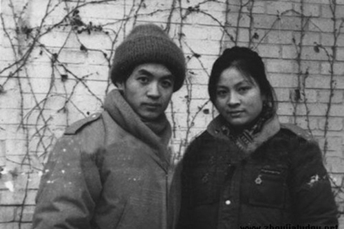 顾城与妻子谢烨 顾城与妻子谢烨