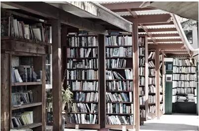 奥威尔:那些常来书店和读书会的人,都是缺乏存在感的