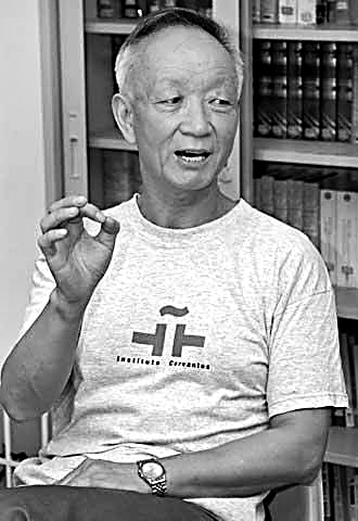 专访董燕生:“对话”塞万提斯 “咀嚼”堂吉诃德 专访董燕生:“对话”塞万提斯 “咀嚼”堂吉诃德