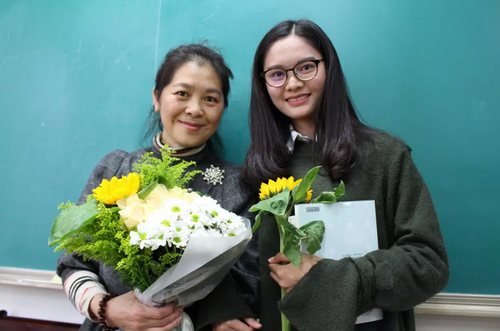 迟子建纵谈中外古今诗歌