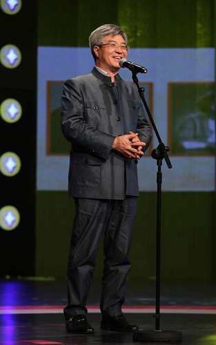 中国南北两地著名诗人探讨如何在当代演绎创新诗歌传统