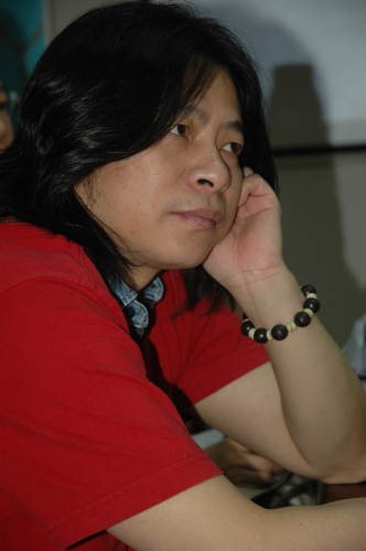 3诗人导演杨义巢图片摄影：刘不伟