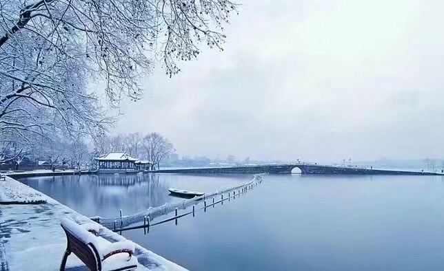 E4C6CD6F-1244-46EE-8A83-D32C13CAAC84