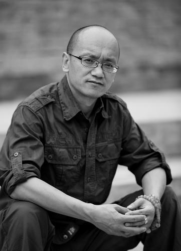 刚杰•索木东近照