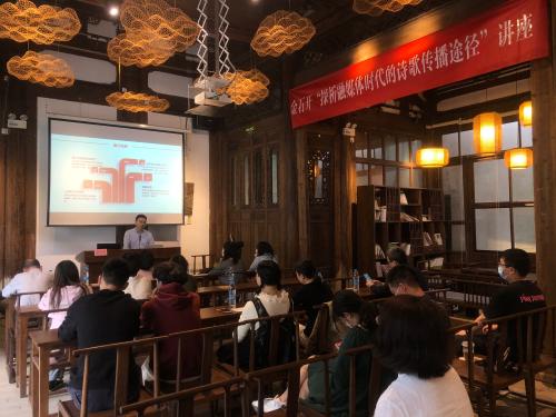 e1aab6ce27b5a09e238fff0a741c897