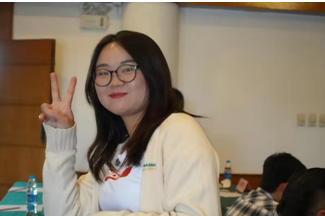 严琼丽