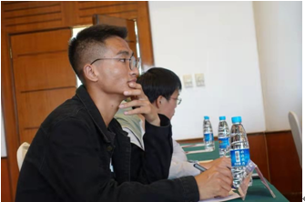 杨世龙
