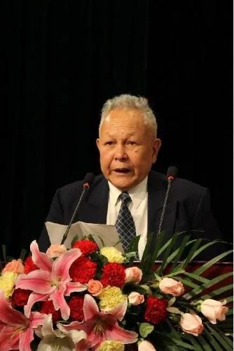 1E586ED2-80DF-4E1A-8996-44682AF3C72B