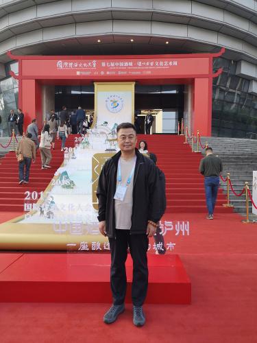 <span style='background-color:yellow;'><span style=