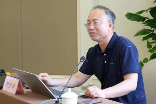 MAIN1749687349374LF5FEMTHMG