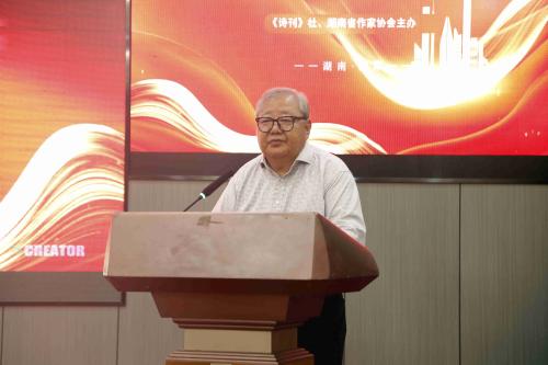 <span style='background-color:yellow;'><span style='background-color:yellow;'>吉狄马加</span></span>