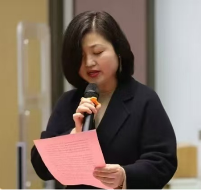 1062771b-bb3a-40f9-b2c2-35c6117d20a4